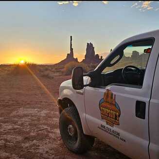 Monument Valley Simpson's Trailhandler Tours