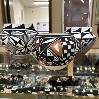 Bien Mur Indian Market